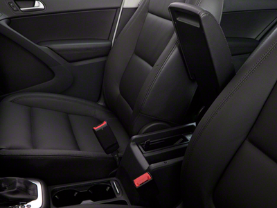 2011 Volkswagen Tiguan 4Motion