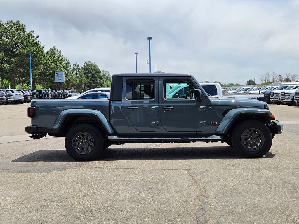 2024 Jeep Gladiator Sport S