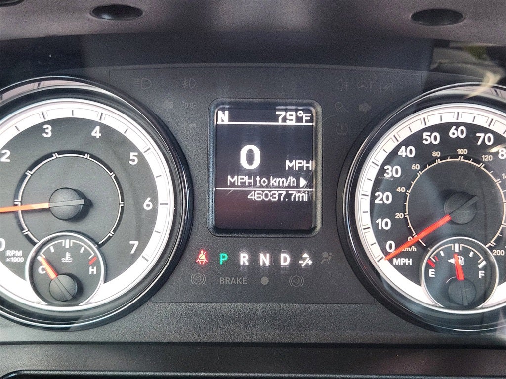 2024 RAM 1500 Classic Warlock Crew Cab 4x4 5'7' Box