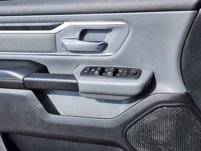 2020 RAM 1500 Big Horn Quad Cab 4x4 6'4' Box