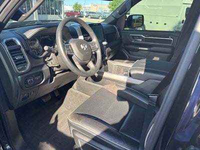 2022 RAM 1500 Laramie Crew Cab 4x4 5'7' Box