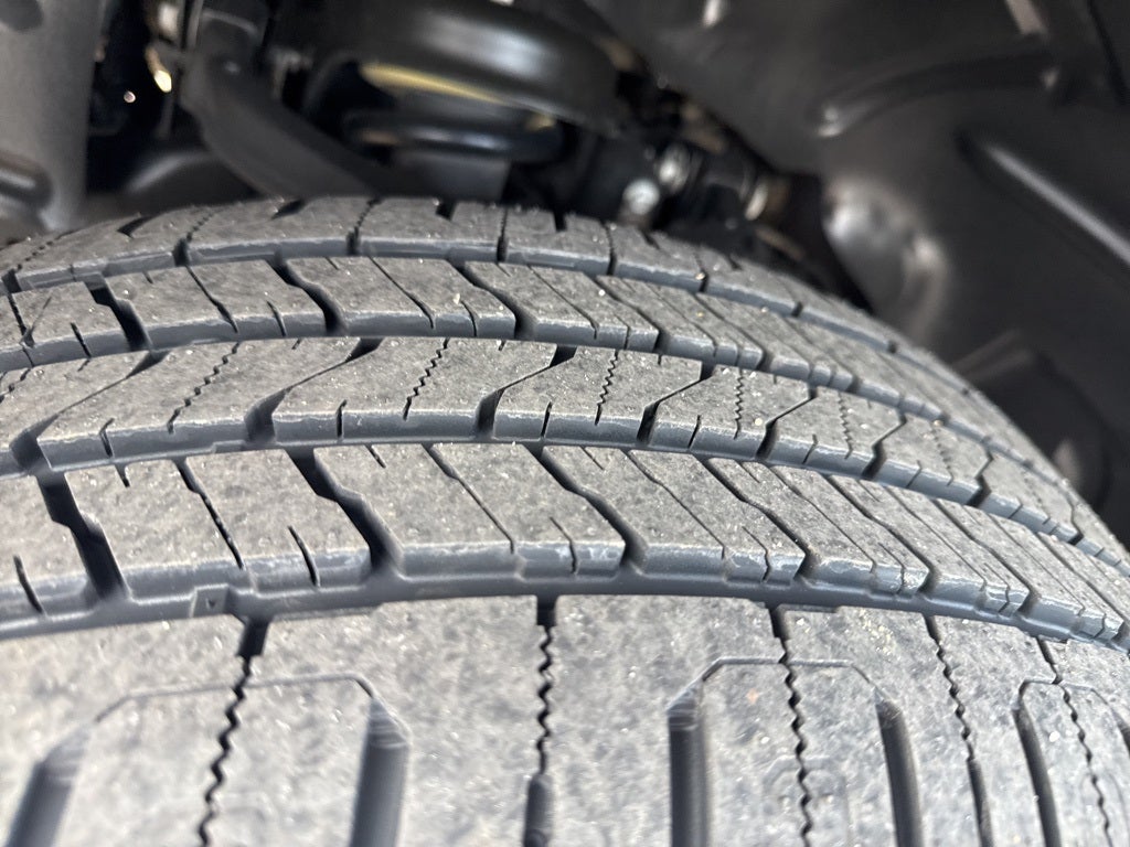 2022 RAM 1500 Laramie Crew Cab 4x4 6'4' Box