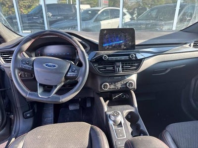 2025 Ford Escape ST-Line Select