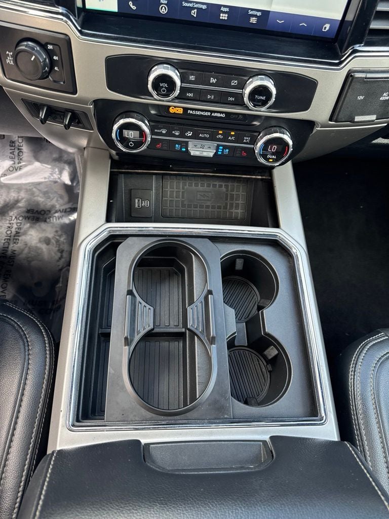 2022 Ford F-350SD Lariat