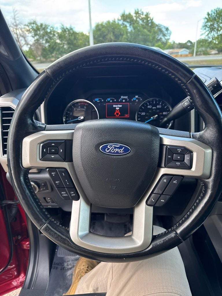 2022 Ford F-350SD Lariat