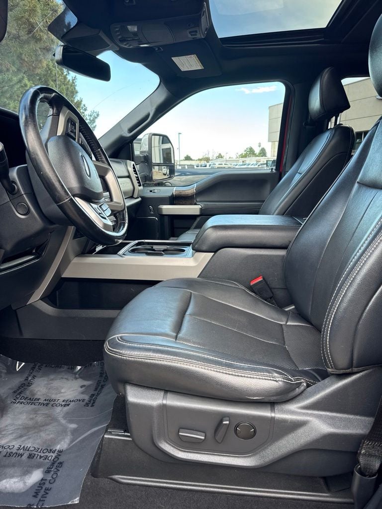 2022 Ford F-350SD Lariat