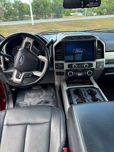 2022 Ford F-350SD Lariat