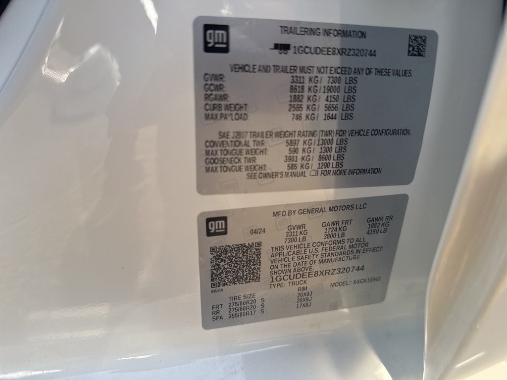 2024 Chevrolet Silverado 1500 4WD Crew Cab Short Bed RST