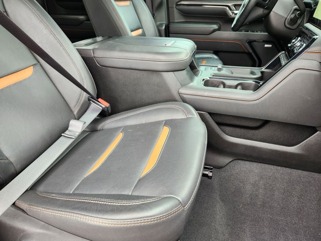 2024 GMC Sierra 3500HD 4WD Crew Cab Standard Bed AT4