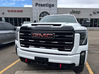 2024 GMC Sierra 3500HD 4WD Crew Cab Standard Bed AT4
