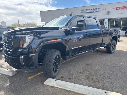 2024 GMC Sierra 3500HD 4WD Crew Cab Long Bed AT4