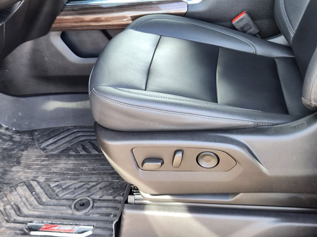 2025 Chevrolet Silverado 2500HD 4WD Crew Cab Standard Bed LT