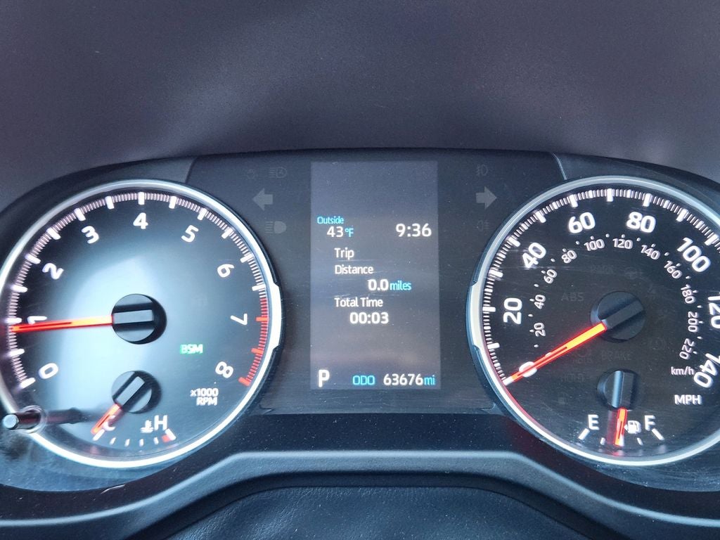 2020 Toyota RAV4 XLE