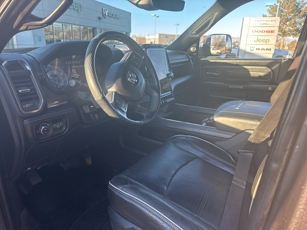 2019 RAM 3500 Limited Crew Cab 4x4 8' Box