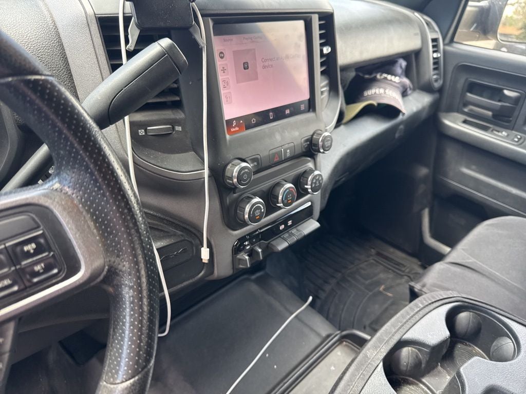 2022 RAM 2500 Tradesman Crew Cab 4x4 6'4' Box