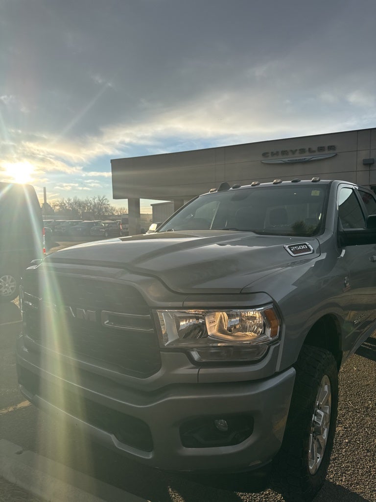 2022 RAM 2500 Big Horn Crew Cab 4x4 6'4' Box