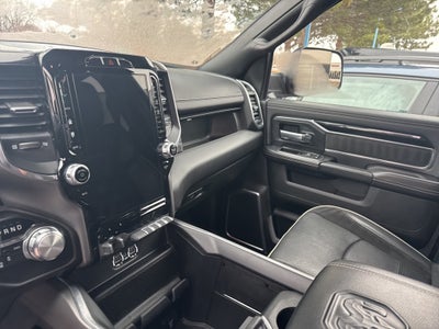 2022 RAM 2500 Laramie Crew Cab 4x4 6'4' Box