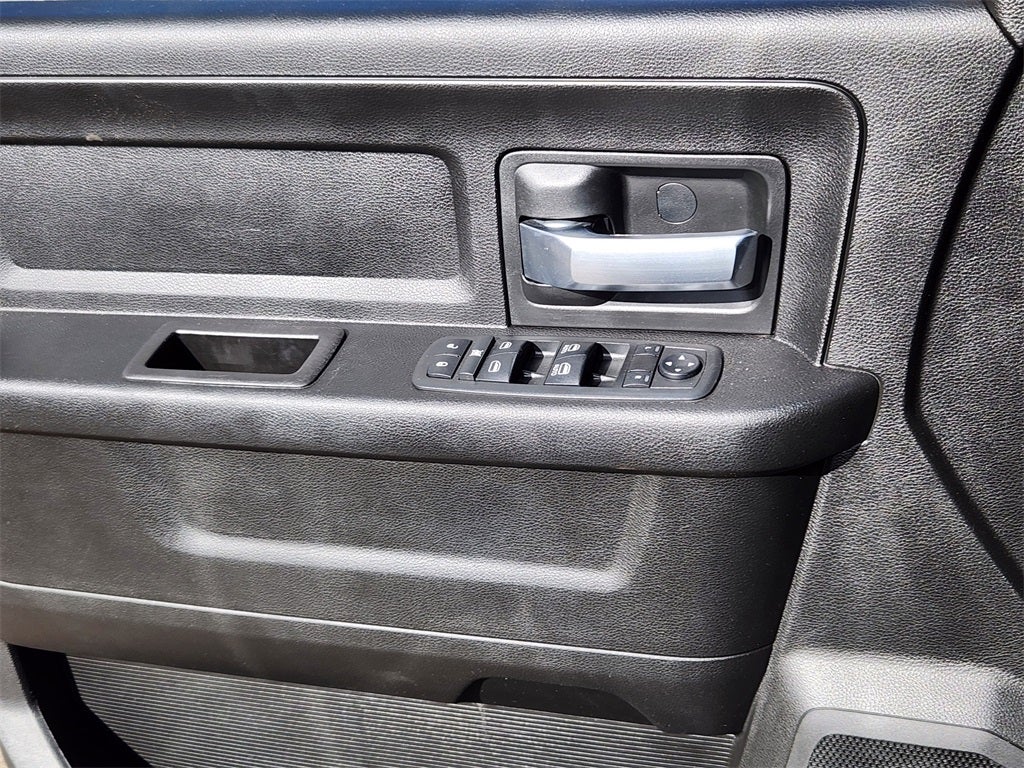 2019 RAM 2500 Tradesman Crew Cab 4x4 8' Box