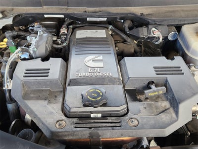 2019 RAM 2500 Limited Crew Cab 4x4 6'4' Box