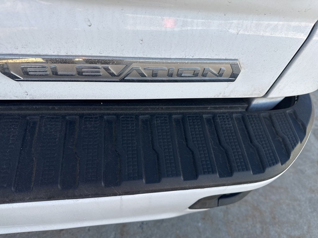 2023 GMC Sierra 1500 4WD Crew Cab Standard Box Elevation