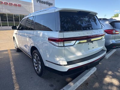 2022 Lincoln Navigator Standard