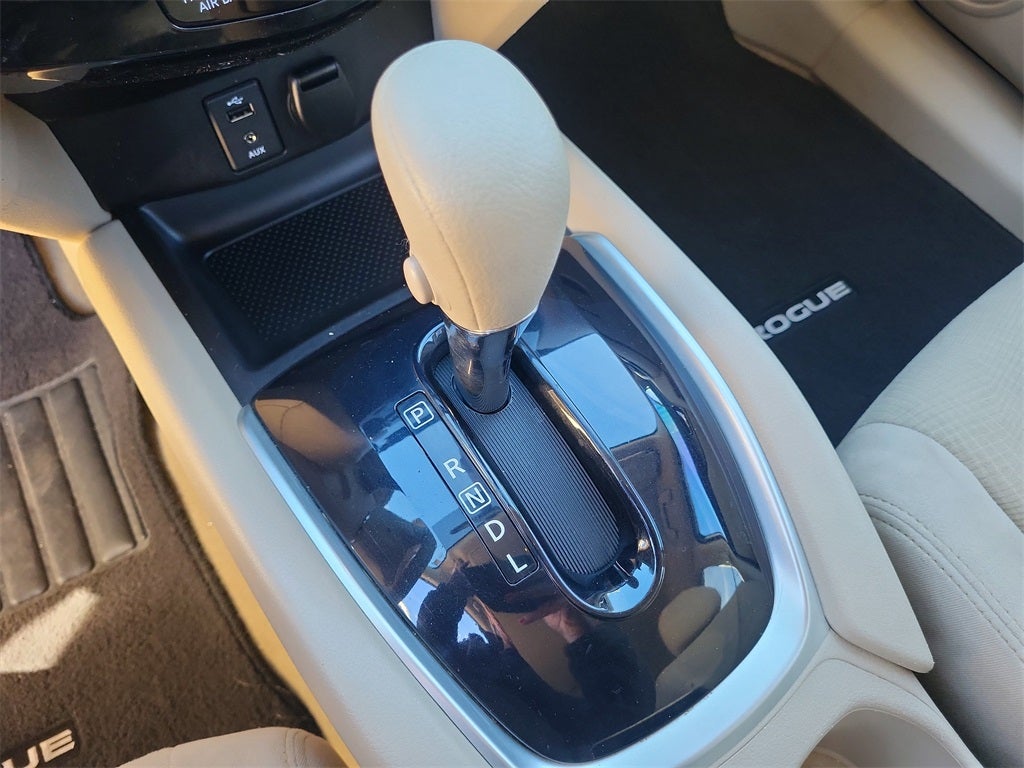 2014 Nissan Rogue SV