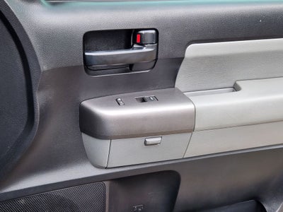 2011 Toyota Sequoia SR5 5.7L V8