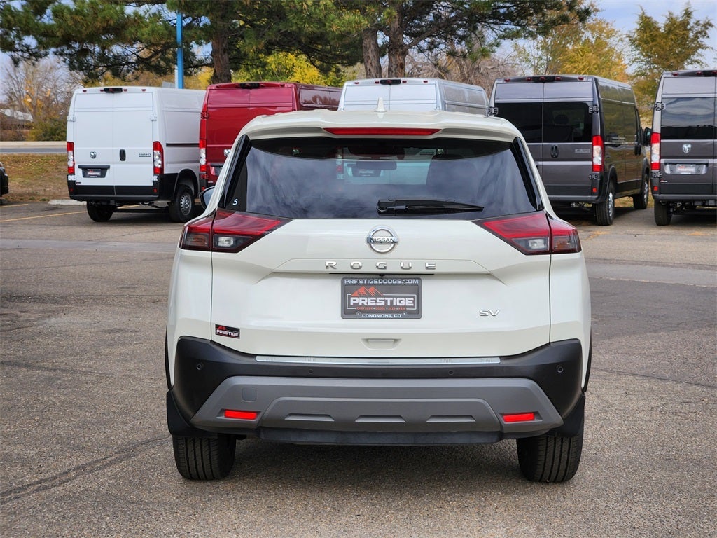 2021 Nissan Rogue SV FWD