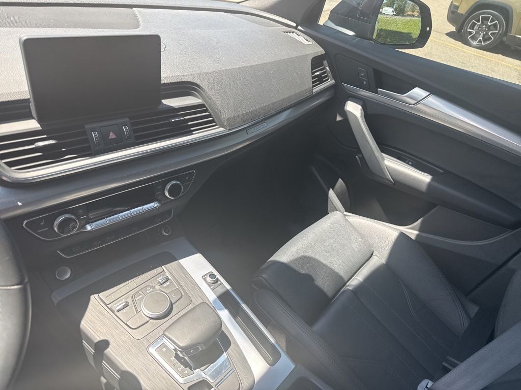 2020 Audi Q5 Premium 45 TFSI quattro S tronic