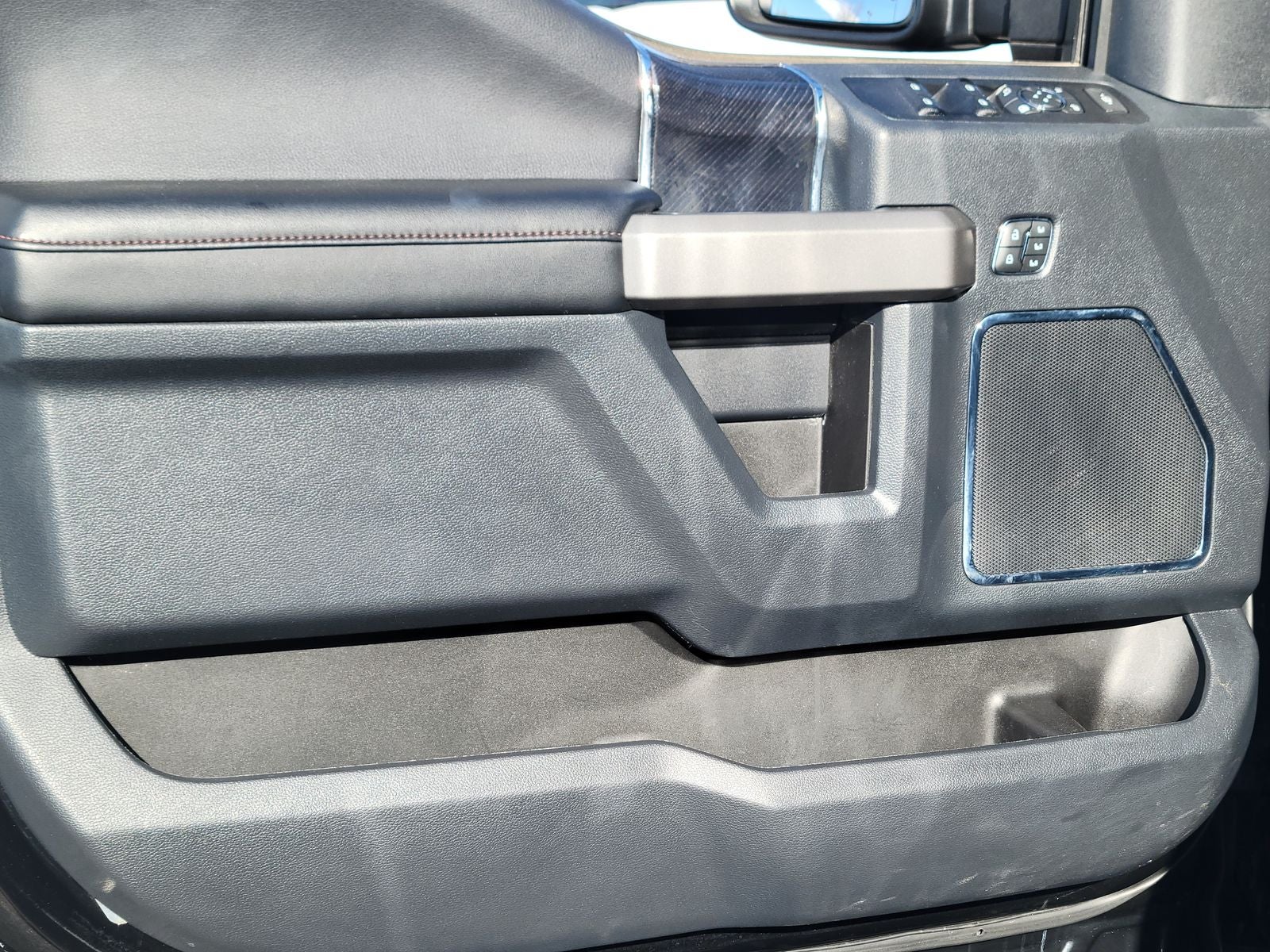 2022 Ford F-350SD Platinum