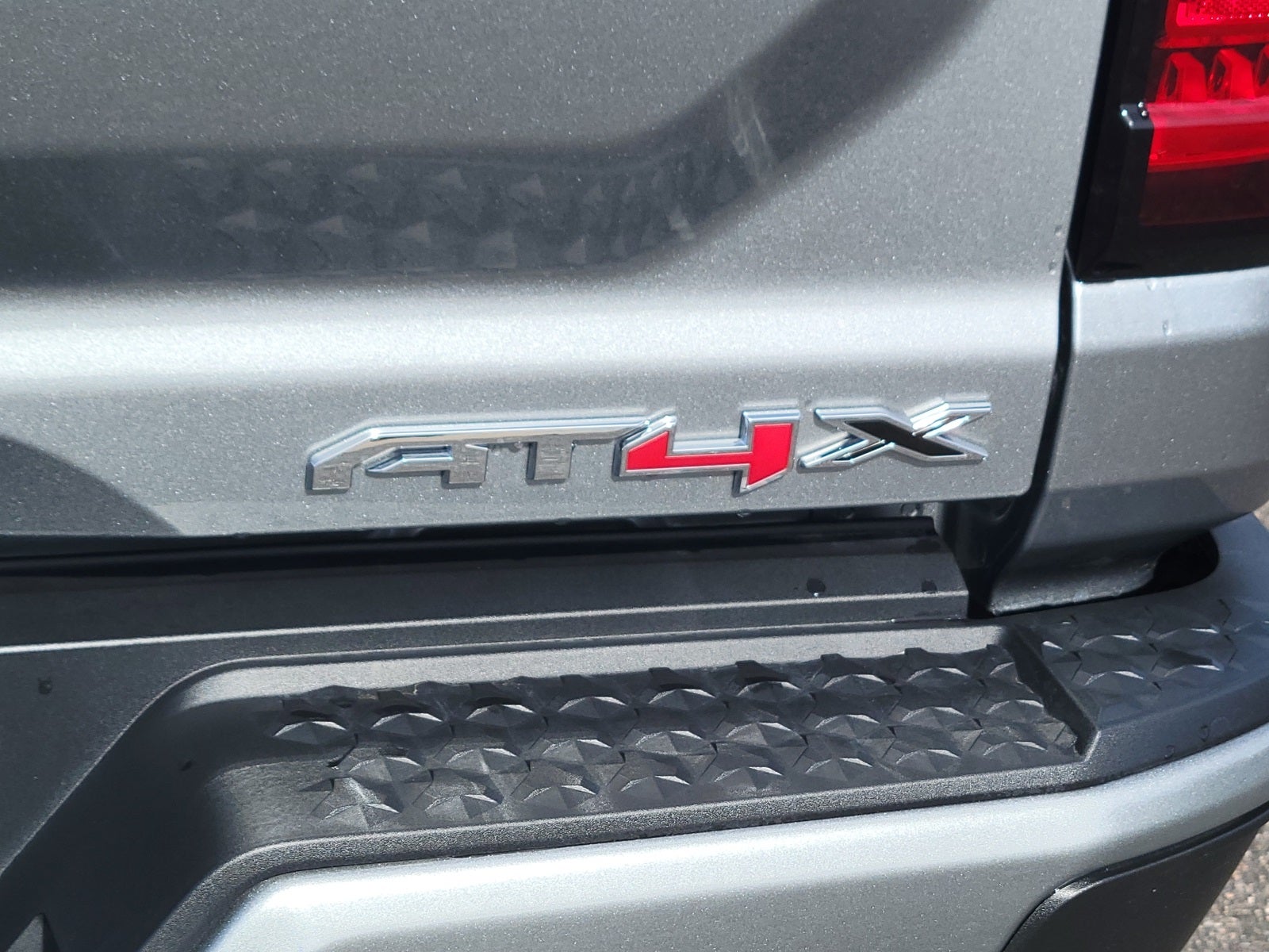 2024 GMC Canyon AT4X