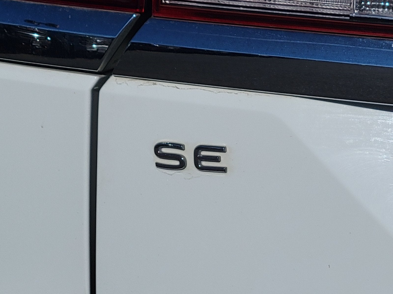 2024 Volkswagen Atlas 2.0T SE