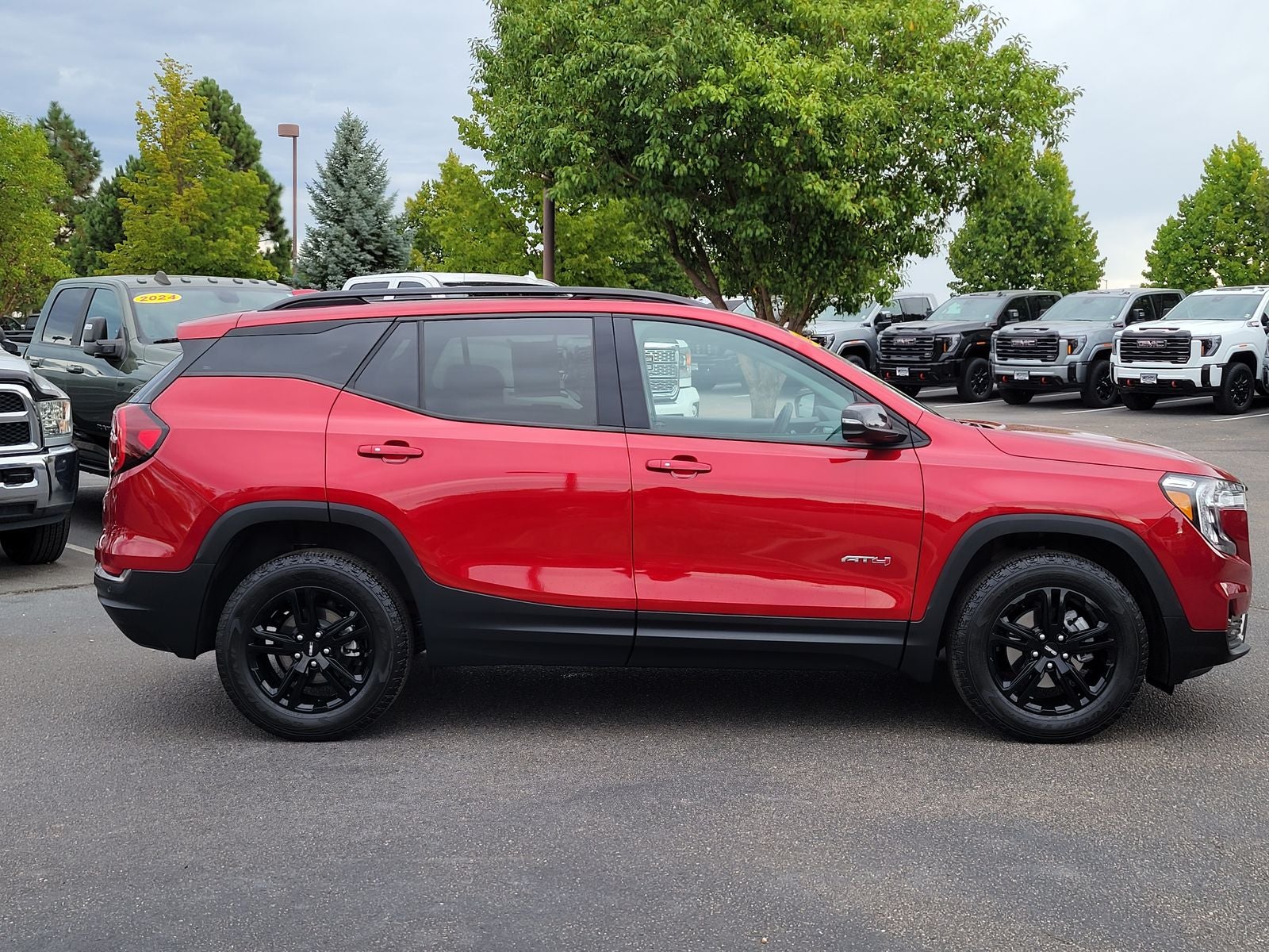 2024 GMC Terrain AT4