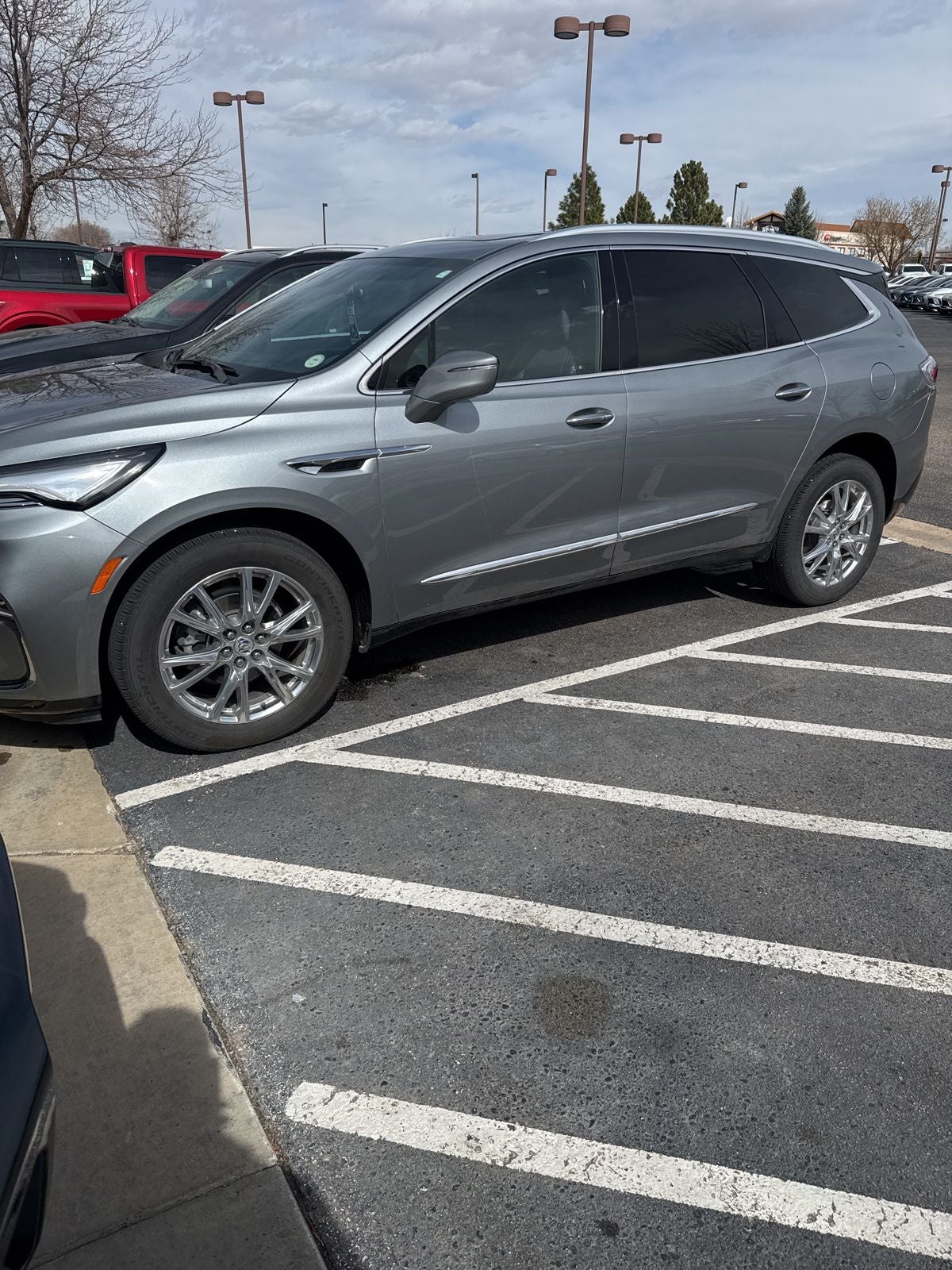 2023 Buick Enclave Essence