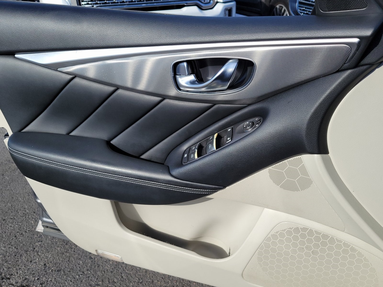 2014 INFINITI Q50 Sport