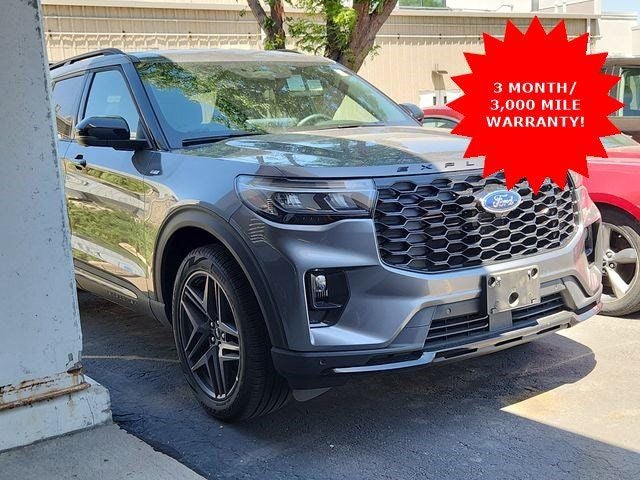 2025 Ford Explorer ST-LINE 4WD (PL535)'s photo