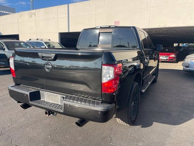 2019 Nissan Titan SL