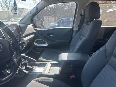 2023 Nissan Frontier SV