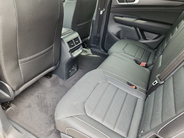 2026 Volkswagen Atlas Cross Sport SEL R-Line Black