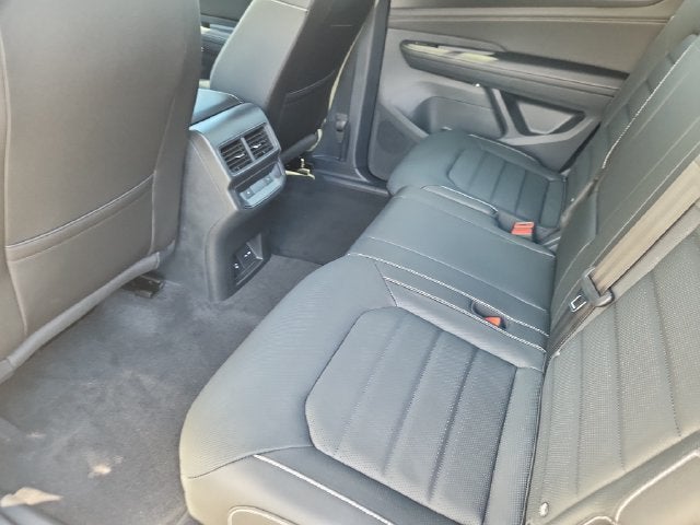 2026 Volkswagen Atlas Cross Sport SEL R-Line Black