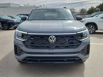 2026 Volkswagen Atlas Cross Sport 2.0T SEL R-Line Black