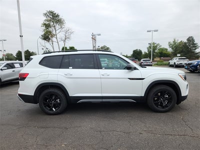 2026 Volkswagen Atlas 2.0T Peak Edition