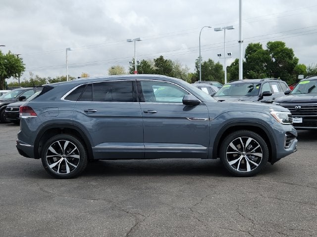 2026 Volkswagen Atlas Cross Sport SEL Premium R-Line