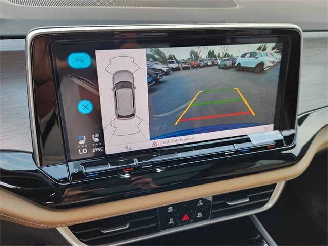 2026 Volkswagen Atlas Cross Sport 2.0T SE w/Technology