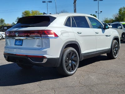 2026 Volkswagen Atlas Cross Sport SE w/Technology