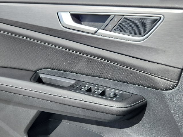 2026 Volkswagen Atlas Cross Sport SE w/Technology