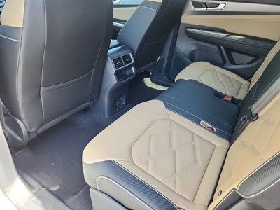 2026 Volkswagen Atlas Cross Sport 2.0T SE