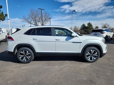 2026 Volkswagen Atlas Cross Sport 2.0T SE