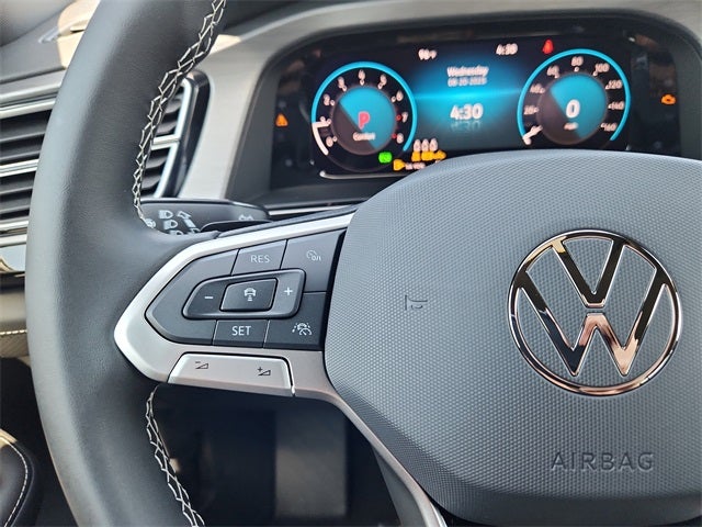 2026 Volkswagen Atlas Cross Sport 2.0T SE