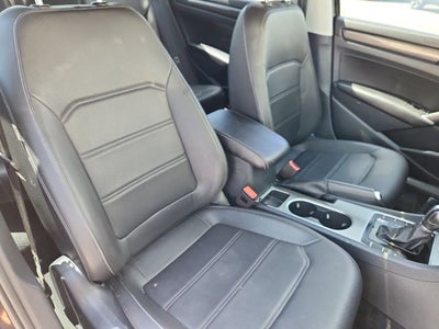 2020 Volkswagen Passat 2.0T R-Line